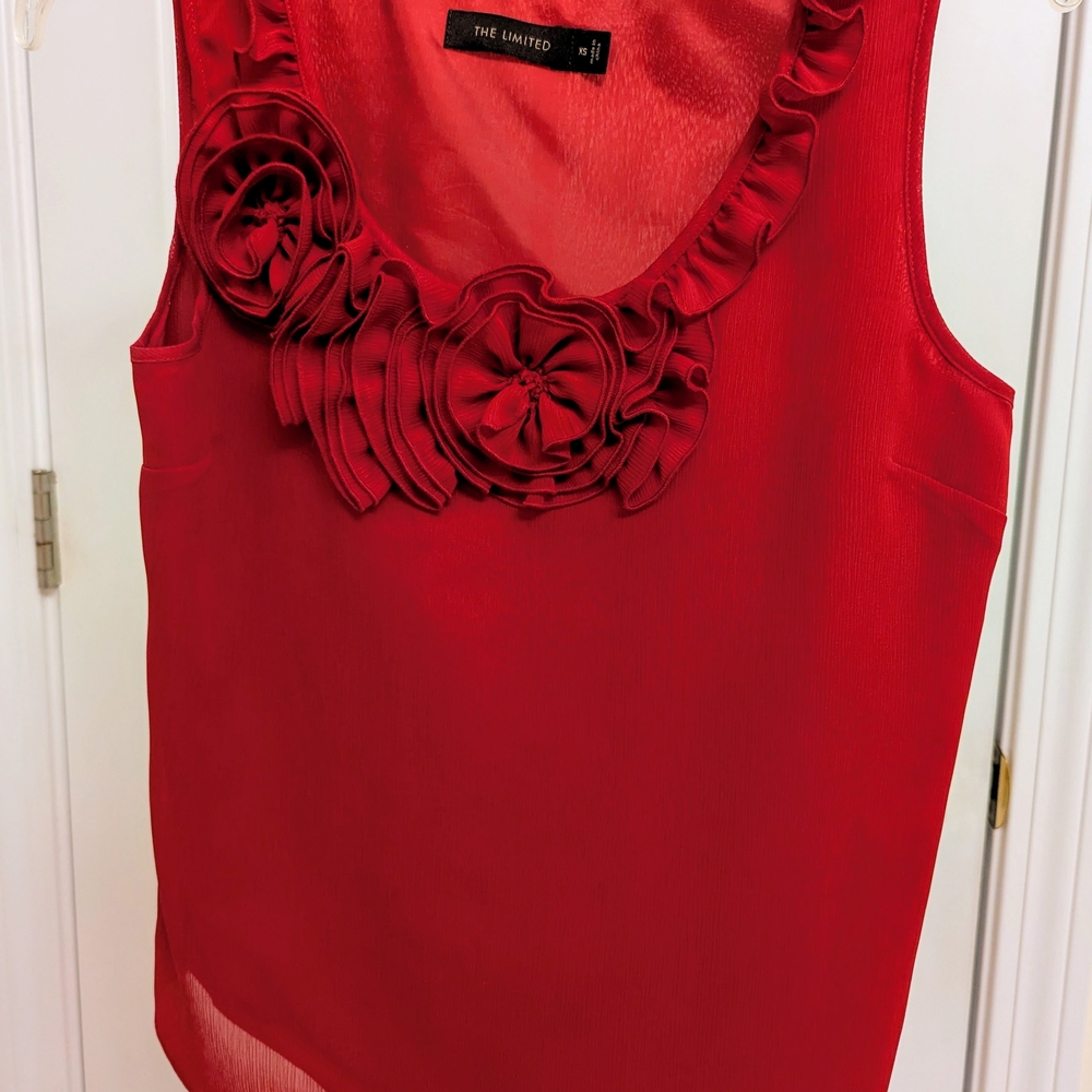 The Limited Women's Red Sleeveless Top